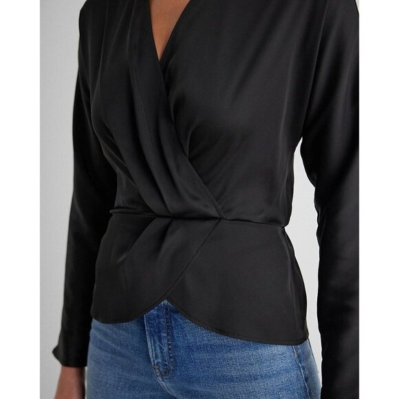 Express Women's Satin Draped Top Size XS Black Long Sleeves Faux Wrap NWT $58 - Picture 3 of 16
